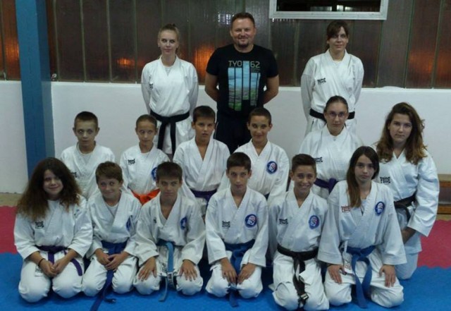 KK Metković - Polaganje