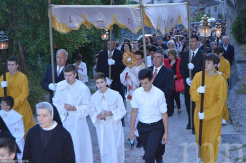 Tjelovska procesija