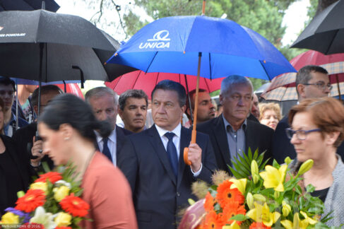 Posljednji ispraćaj Uzeira Srne