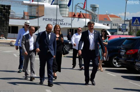 Plenković-u-Metkoviću,-HDZ,-parlamentarni-izbori-2020-(14)