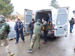 Udraga lađara Neretve s pomoći stigla u Baniju (9)