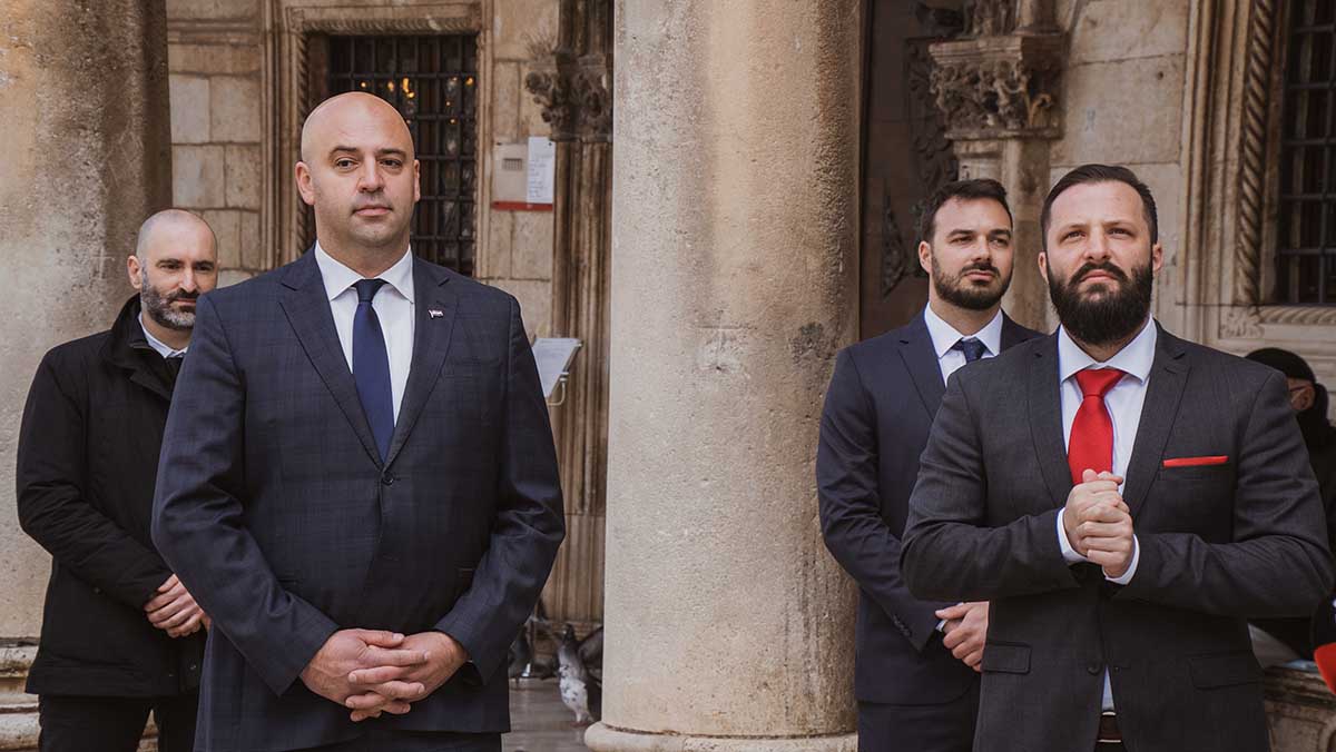 LOKALNI IZBORI Roko Tolić predstavio kandidaturu za župana, podržavaju ...