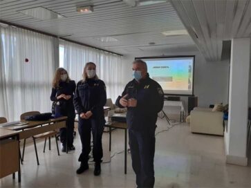 Policija (5)