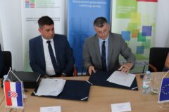 130922-potpisivanje-ugovora-izvodjac-cgo-1