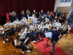 Mandolinski orkestar KUD Metković i Imotski (3)