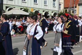 KUD Metković na Vinkovačkim jesenima ()