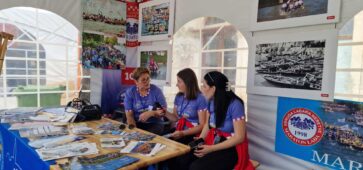 Udruga Baština Neretve Opuzen Maraton lađa Festival mora i mornara Dani u vali Stari Grad na Hvaru ()