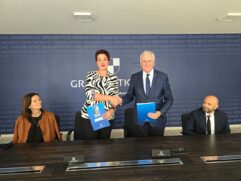 Župan Dobroslavić potpis Ugovora Metkovič ()