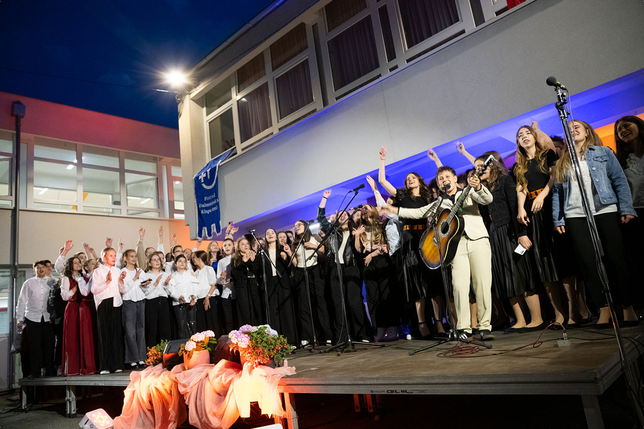 4 Večer dječjih klapa Omiš (1)