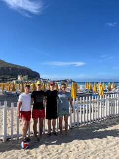 PHOTO 2025 05 09 21 18 05