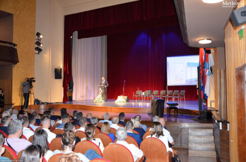 Svečana sjednica Gradskog vijeća Grada Metkovića 2025 (41)