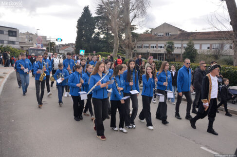 MALE POKLADE Mala povorka, maškare (83) MALE POKLADE Mala povorka, maškare (83)