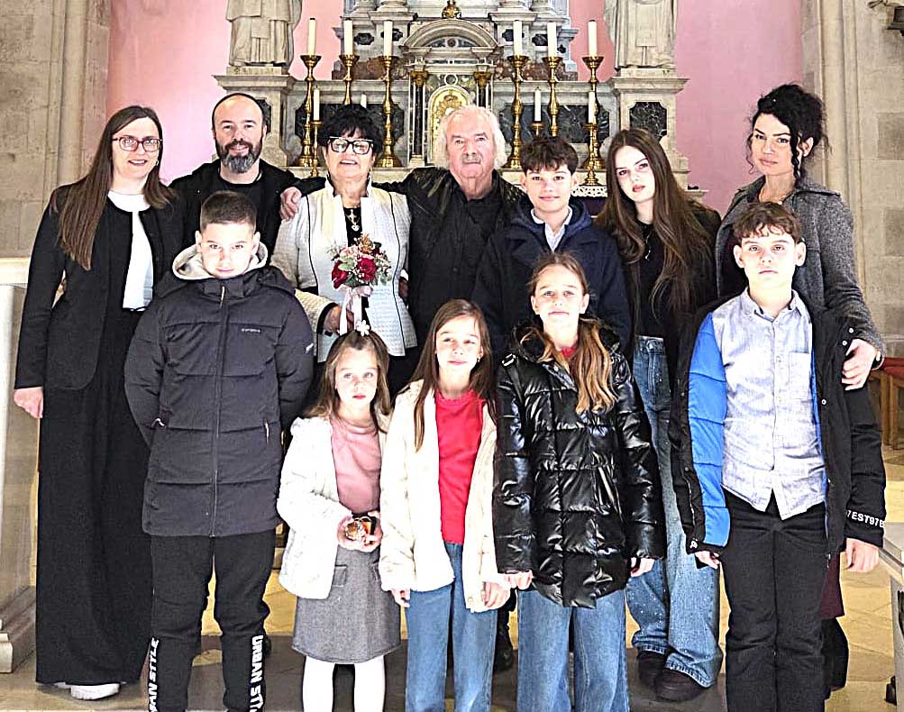 Zlatni pir, obitelj Družijanić