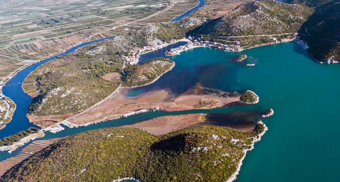Blace, Neretva ušće