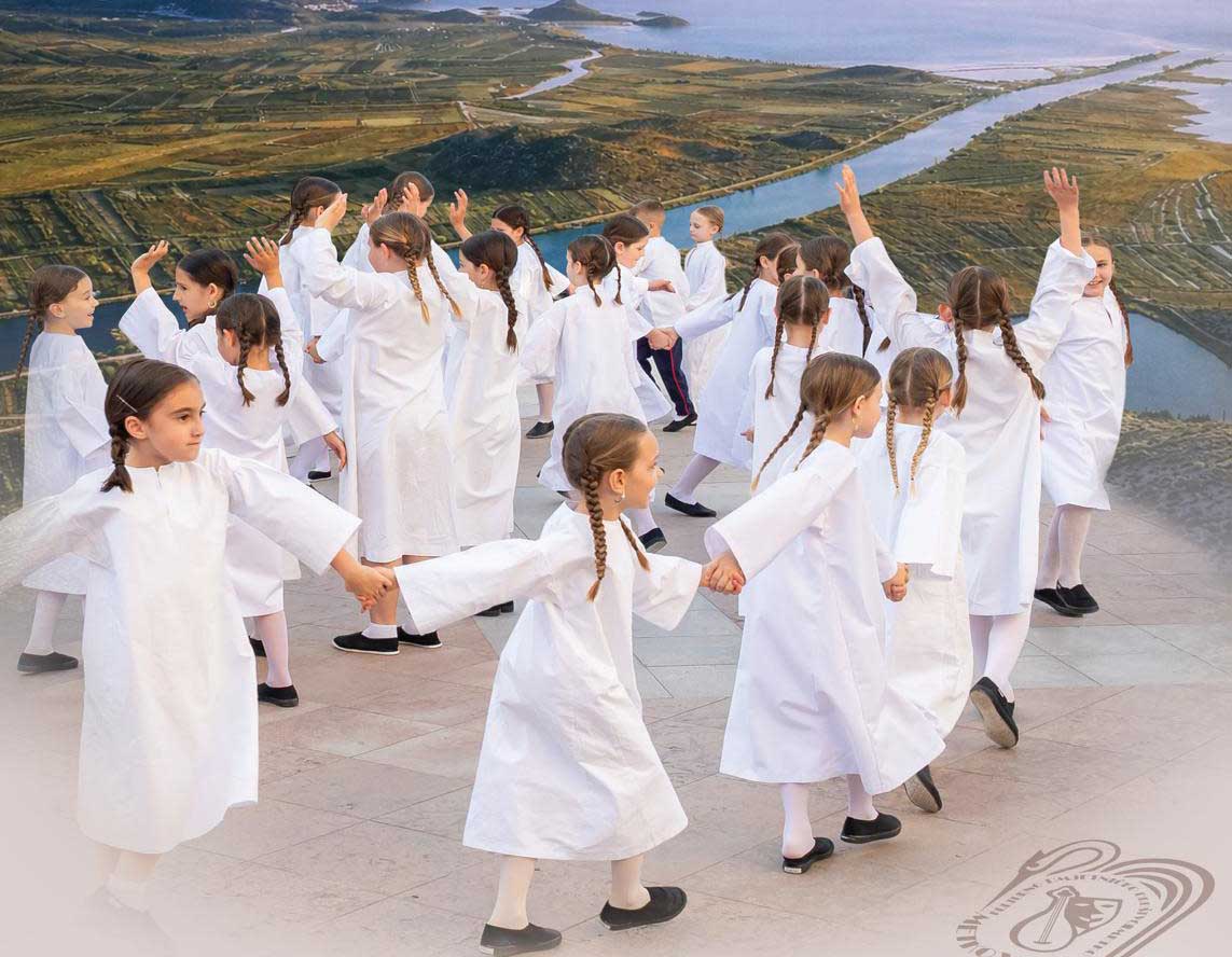 Dječja smotra folklornih skupina djece i mladih DNŽ