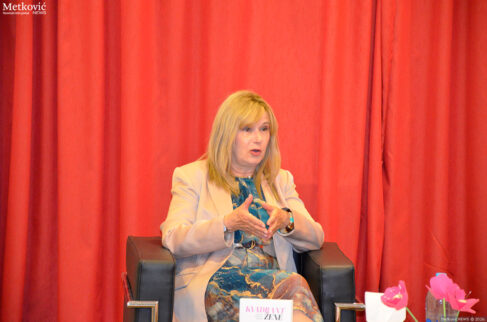 Gradska knjižnica Metković (4)