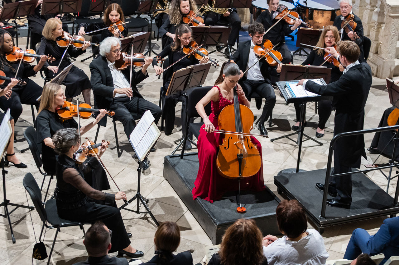 Mladi glazbenici i Dubrovački simfonijski orkestar
