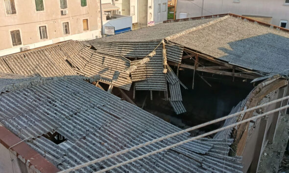 Urušio se krov kina Pobjeda